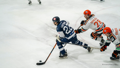 Richard Hartmann in action against the Telford Tigers